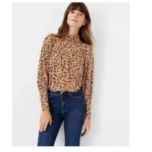 ANN TAYLOR Perite Small Long Sleeve Mock Neck Top